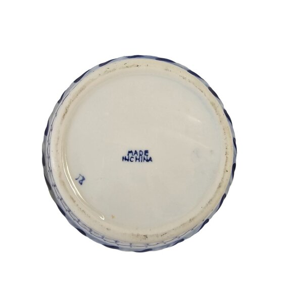 Chinese Porcelain Fruit Bowl "Fall Harvest" Basket Weave Lattice Design Blue & W - Picture 3 of 5